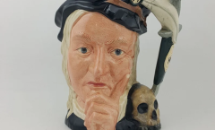 Royal Doulton Character Jug Large - Hamlet Value